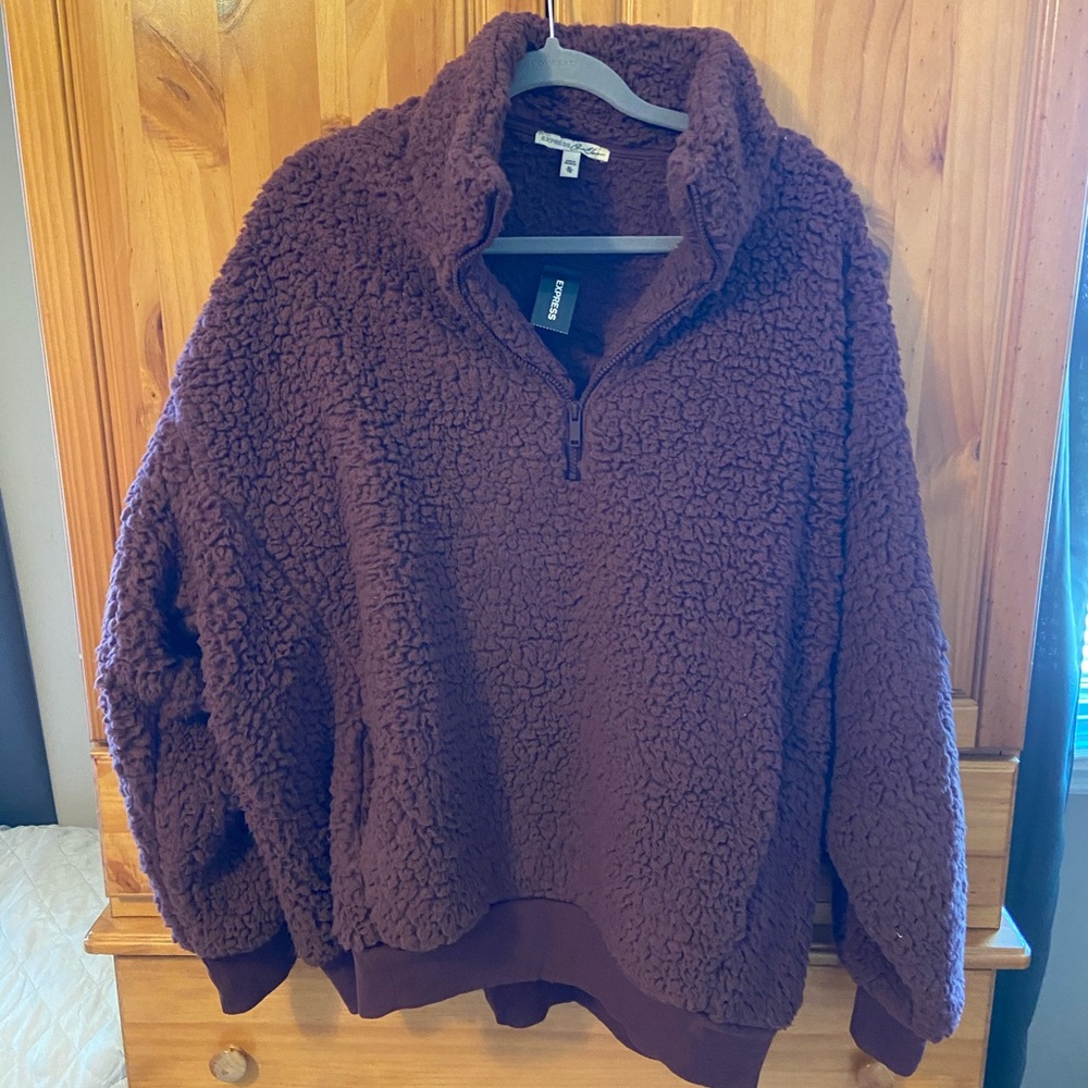 Express Burgundy Sherpa